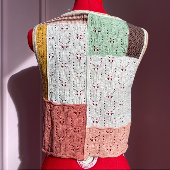 NEW American Eagle AE Patchwork Button Sweater Vest, Green/Cream/Pink, Women’s S - Picture 8 of 12